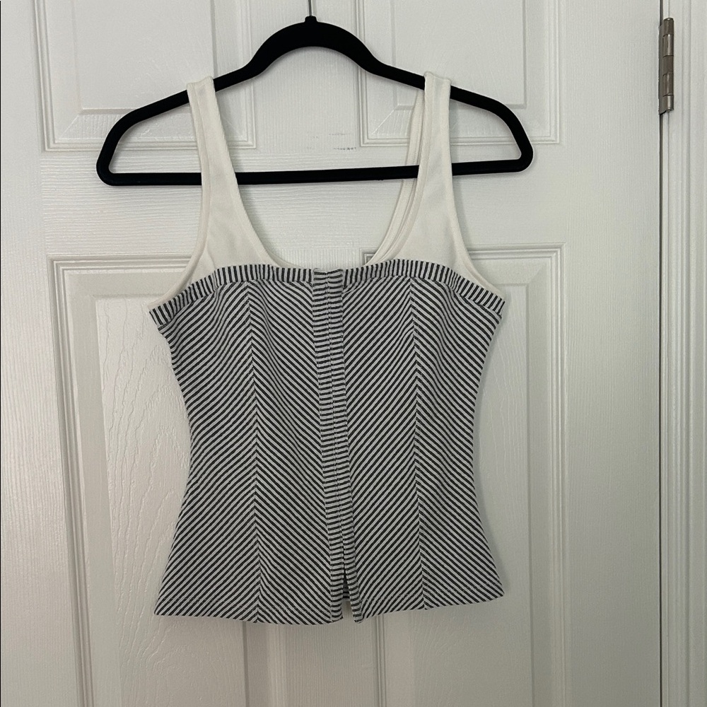Vigoss Black and White Chevron Tank Top